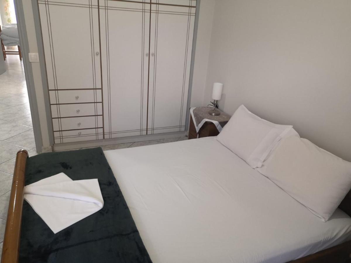 Panos & Antzy Apartments Kalamáta Kültér fotó