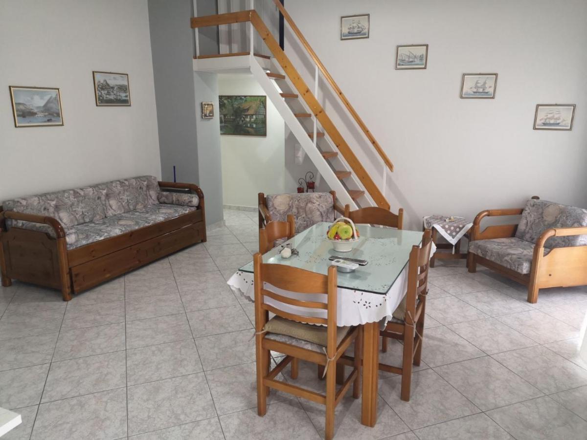Panos & Antzy Apartments Kalamáta Kültér fotó