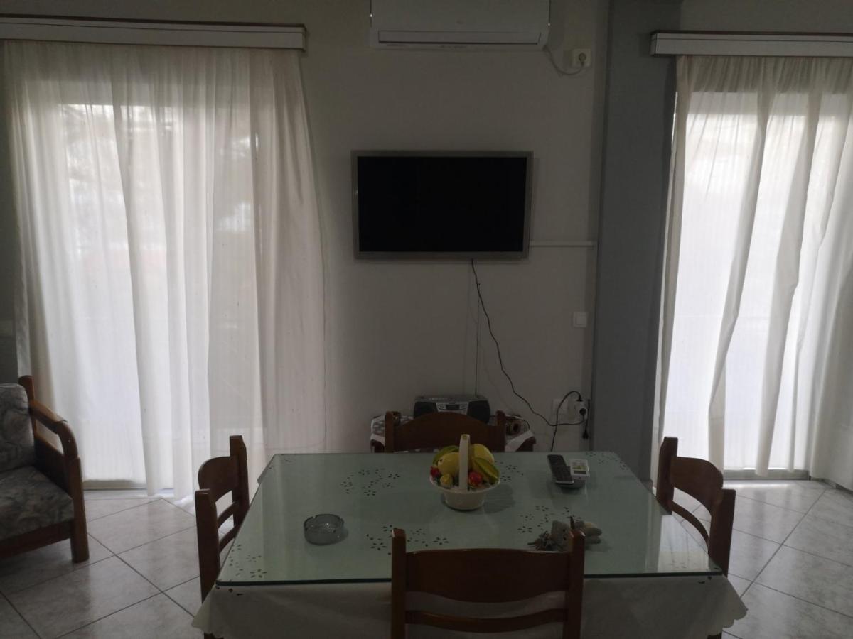 Panos & Antzy Apartments Kalamáta Kültér fotó